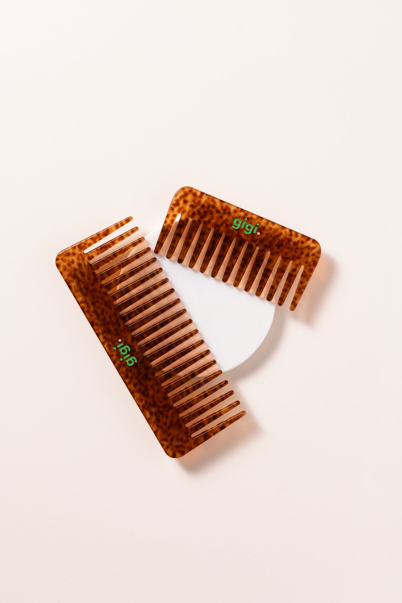 Mini tiger comb
