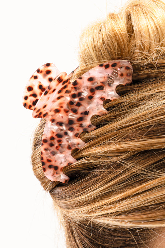 Banana hair clip cannelle