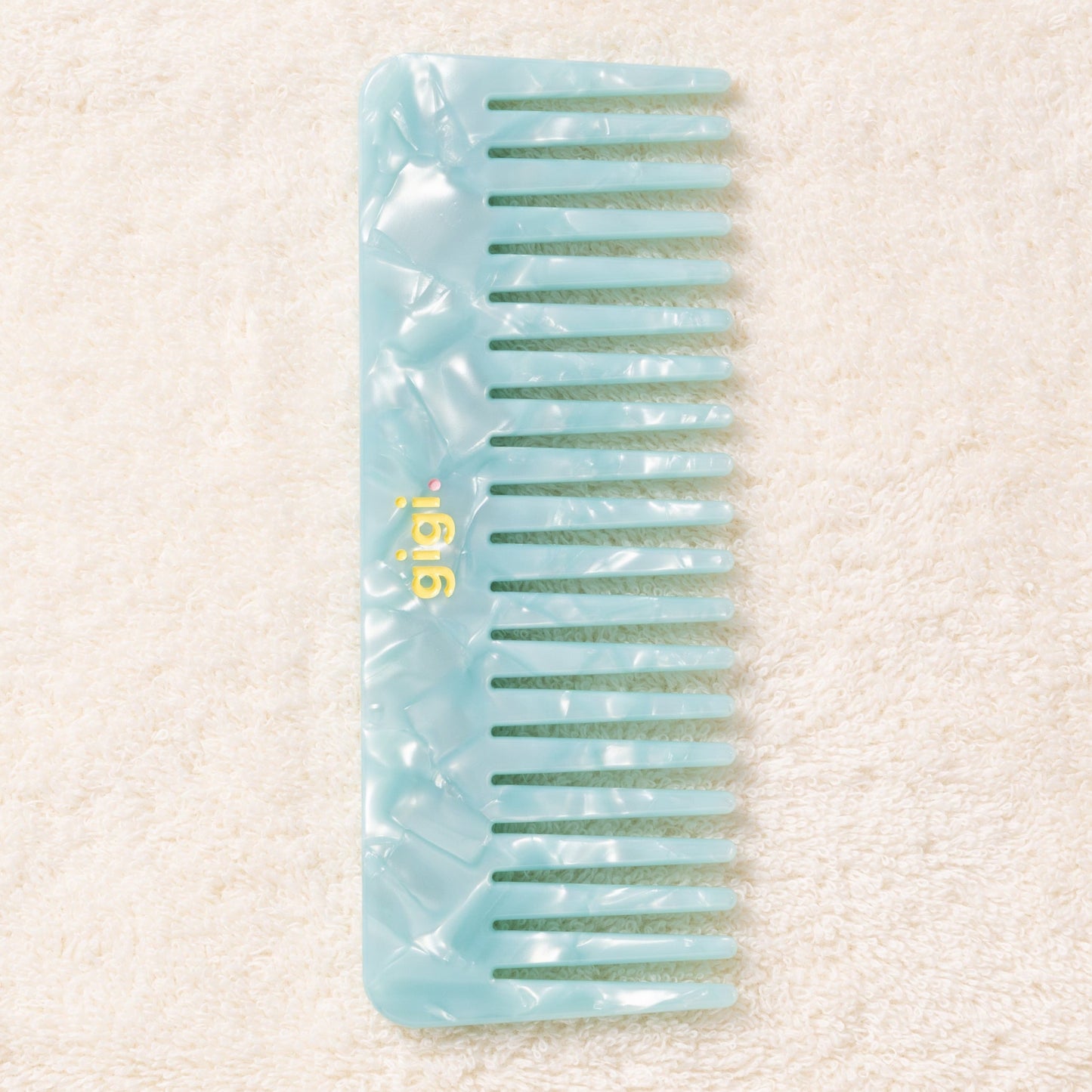 Joli peigne baby blue