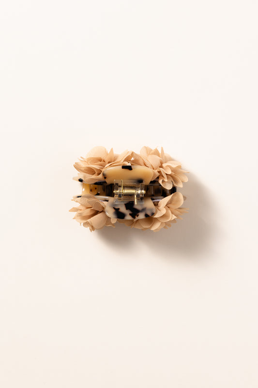 Sand flower clip