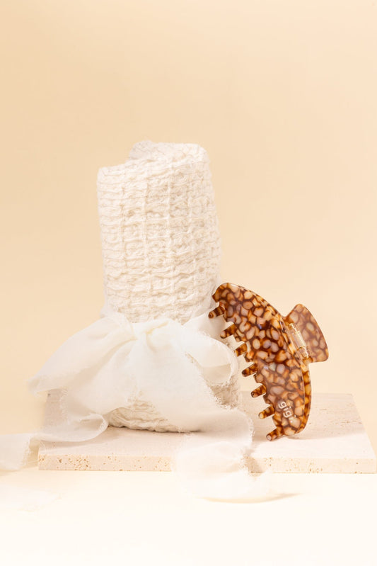 Banana hair clip cannelle