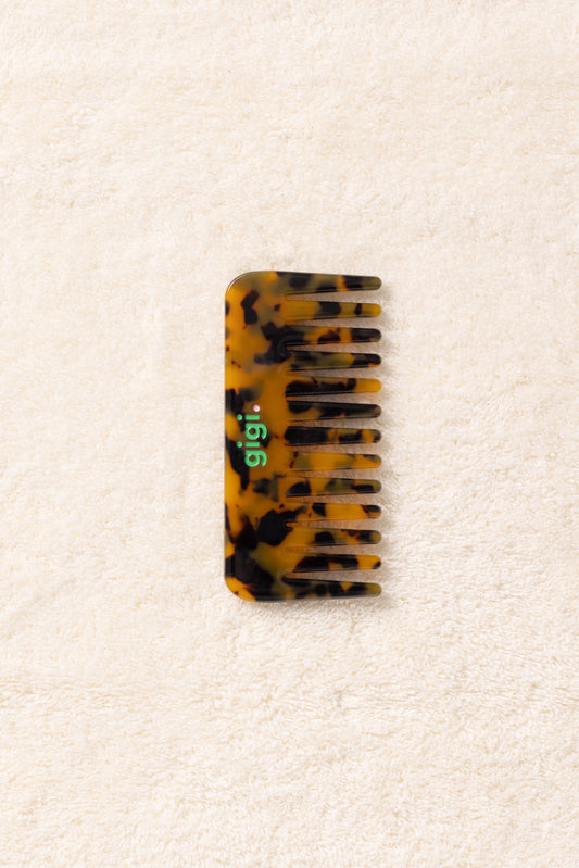 Mini pink comb