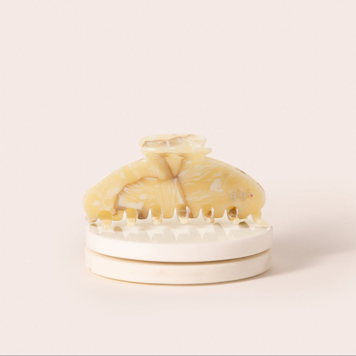 Banana hair clip cannelle